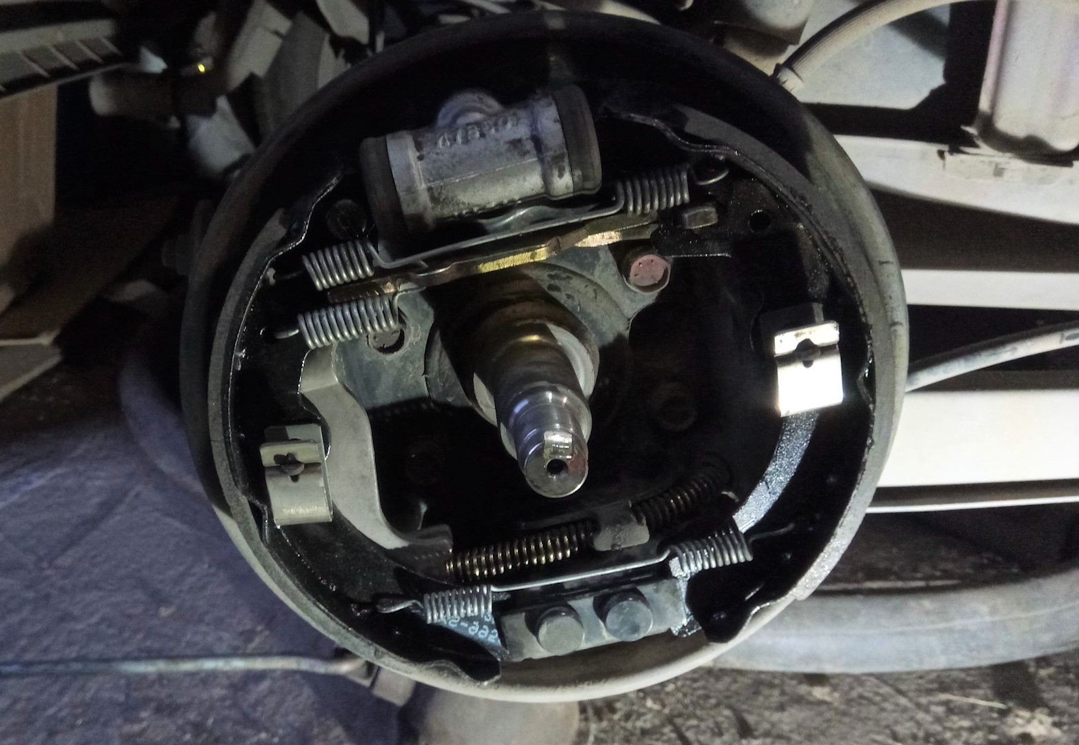 замена задних колодок сх4