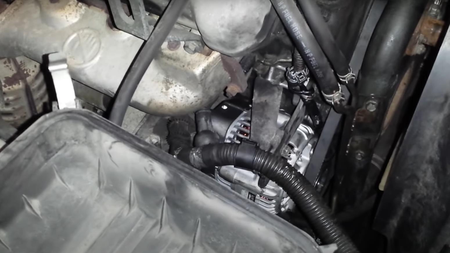 замена генератора сузуки