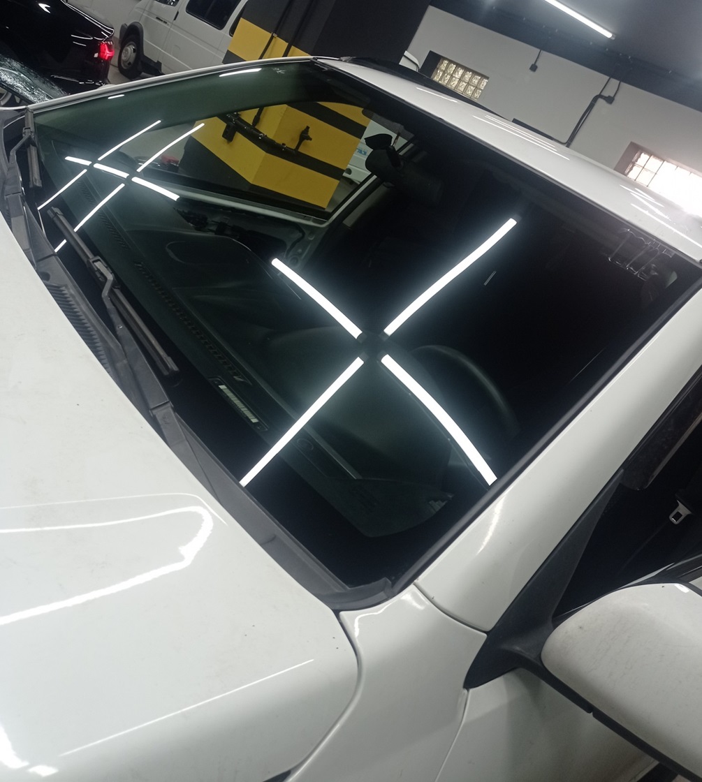 После замены ветрового стекла Сузуки