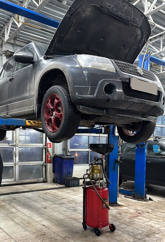 Подготовка Сузуки к замене масла в раздаточной коробке