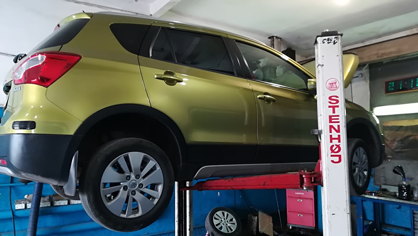 Подготовка Сузуки к замене насоса гидроусилителя руля