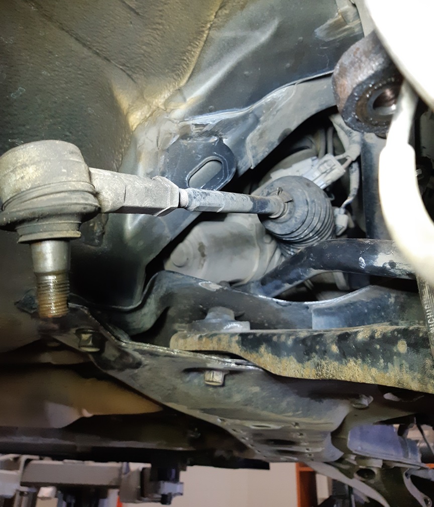 Замена рулевой рейки Сузуки