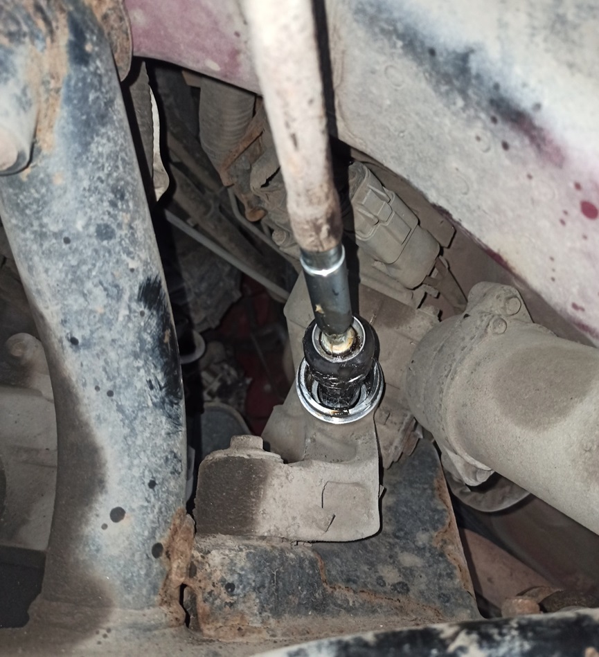 Замена рулевых тяг Сузуки