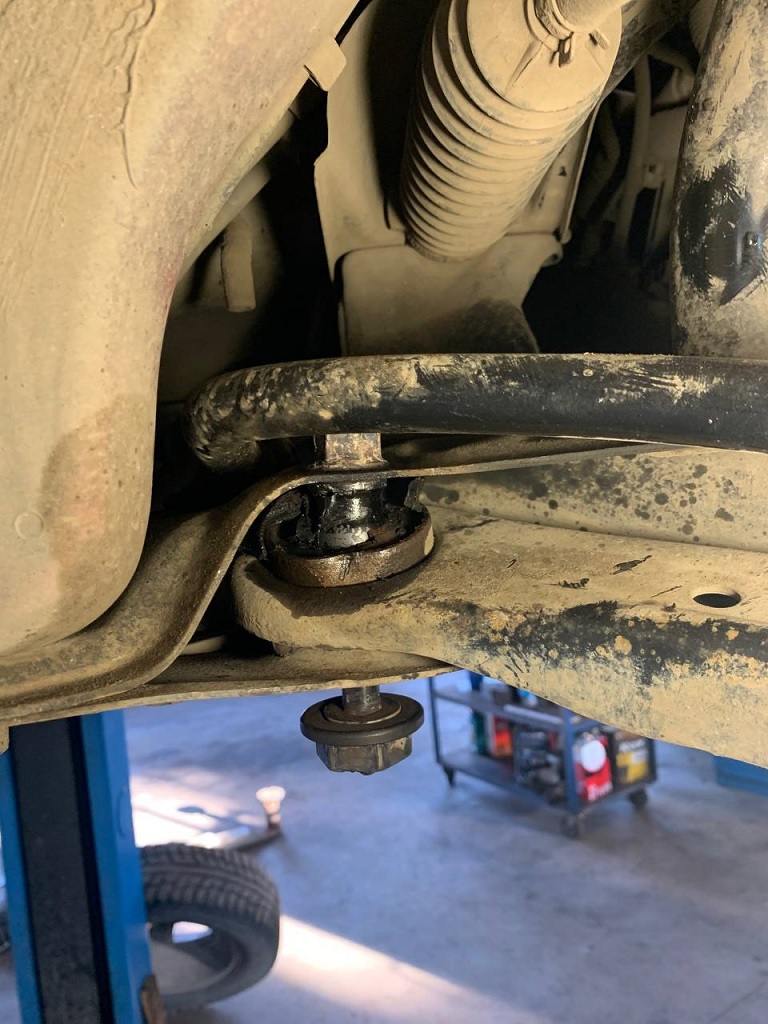 Замена сайлентблока рычага Сузуки