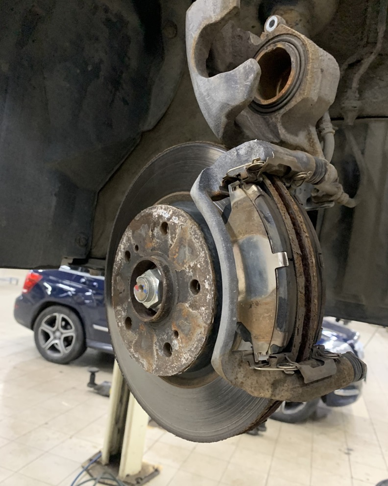 Замена суппорта Сузуки