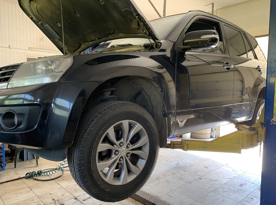 Подготовка Сузуки к замене суппортов