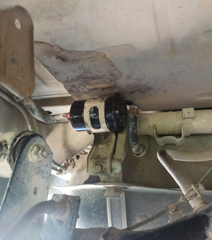 Замена топливного фильтра Сузуки